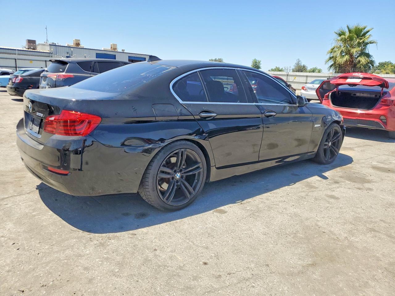 2014 BMW 528 I - Image 3