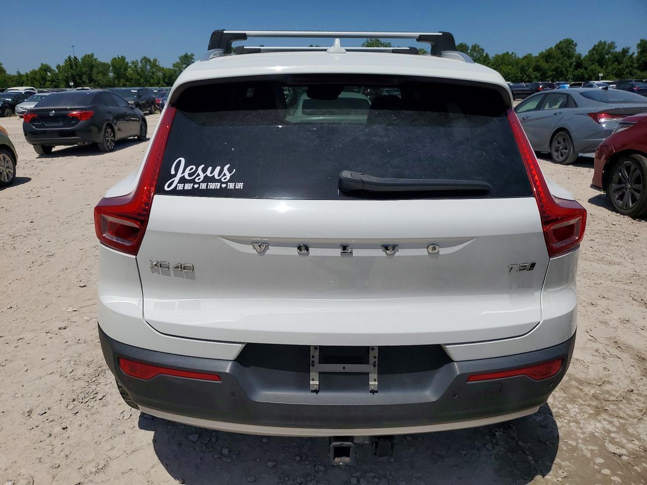2019 Volvo Xc40 T5 Momentum - Фото 6