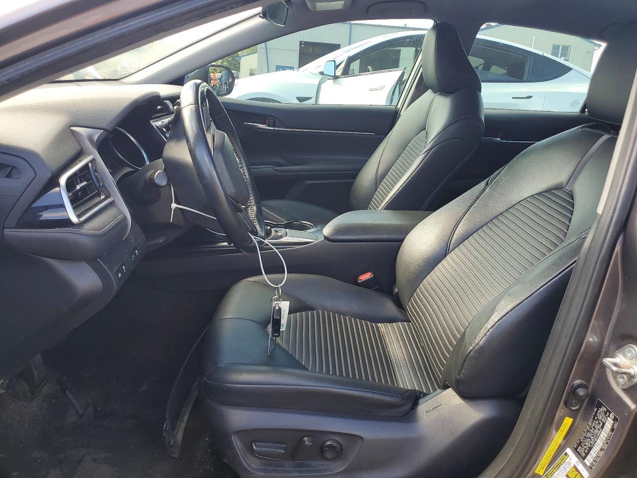 2018 Toyota Camry Se - Фото 7