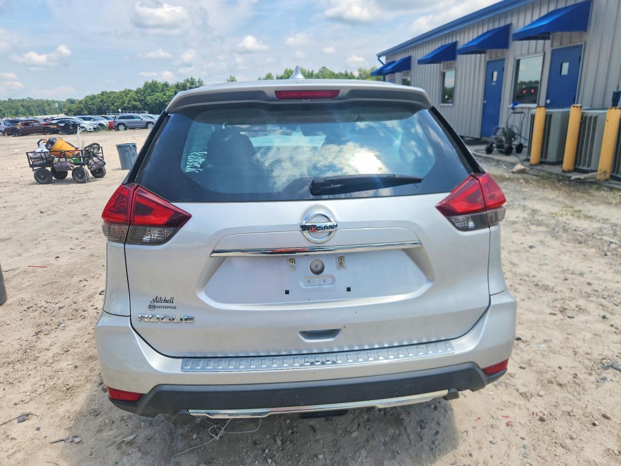 2019 Nissan Rogue S - Фото 6