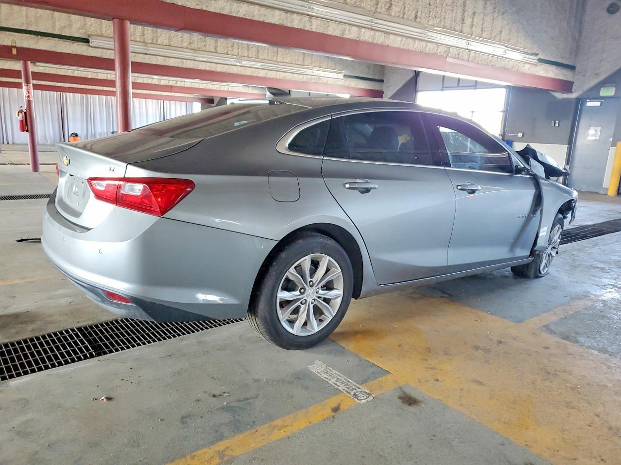 2025 Chevrolet Malibu Lt - Фото 3