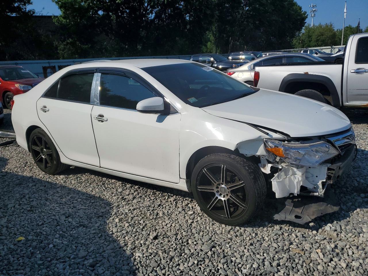 2012 Toyota Camry L - Image 4