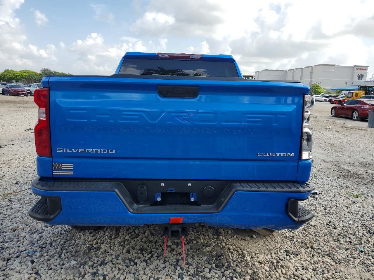 2025 Chevrolet Silverado C1500 Custom - Image 6