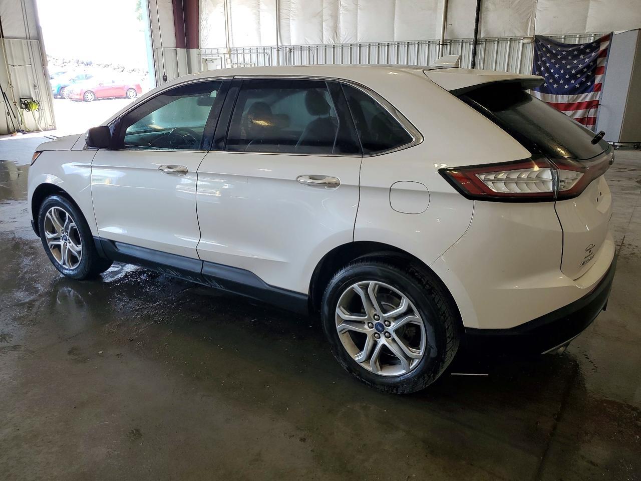 2017 Ford Edge Titanium - Фото 2