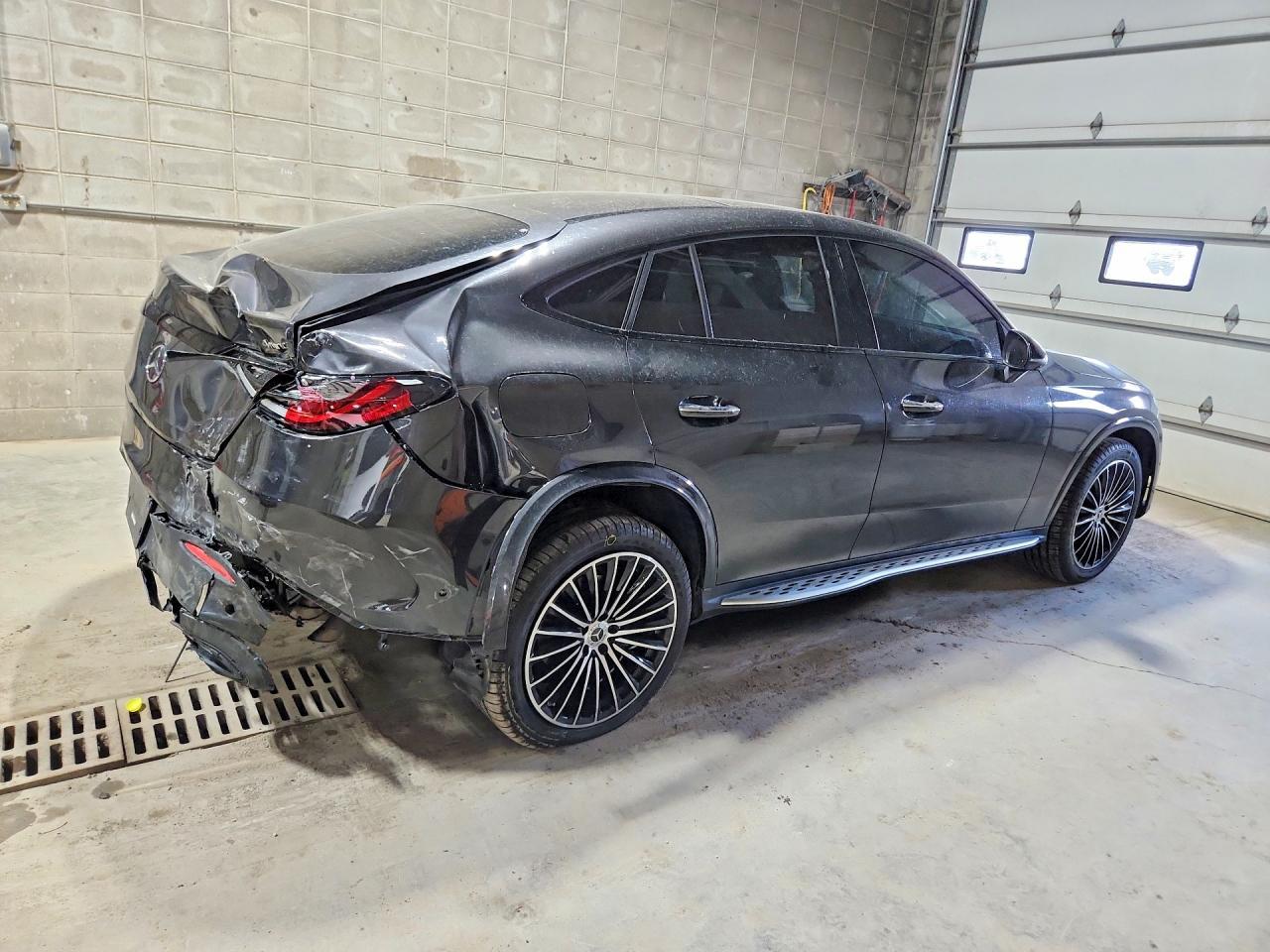2024 Mercedes-Benz Glc Coupe 300 4Matic - Image 3