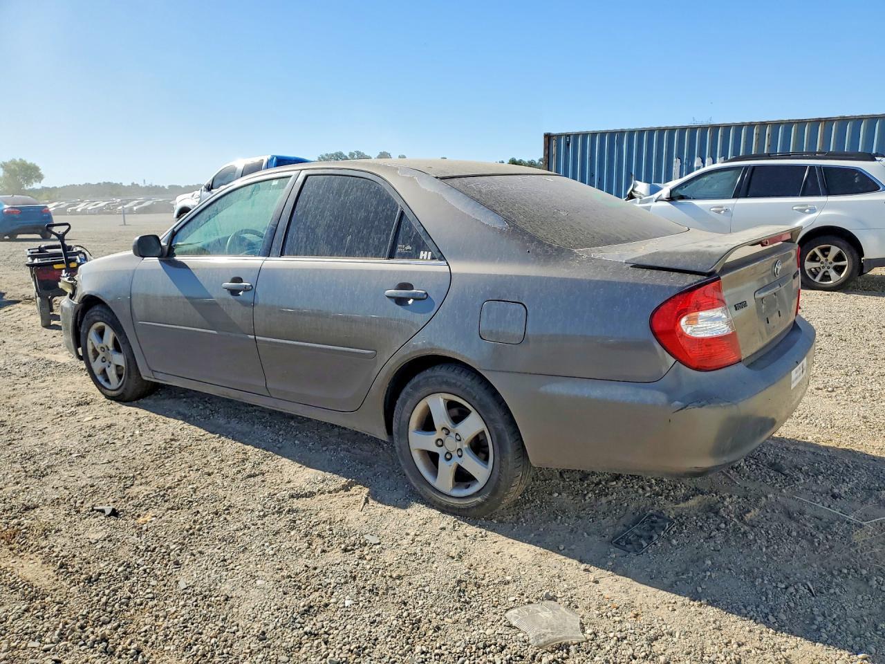 2003 Toyota Camry Se - Фото 2