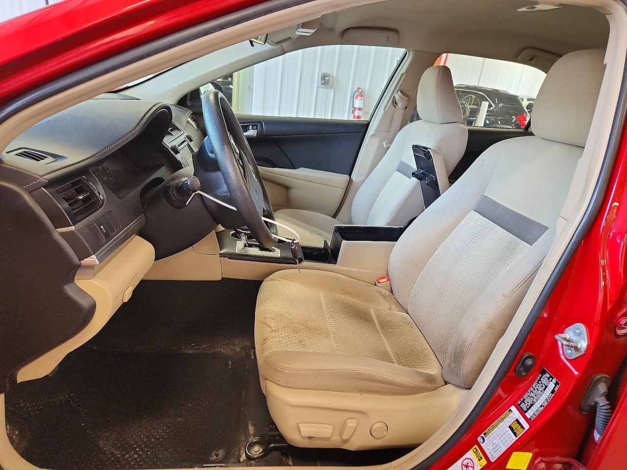 2013 Toyota Camry Le - Фото 7