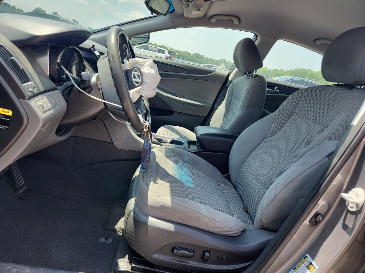 2013 Hyundai Sonata Gls - Image 7