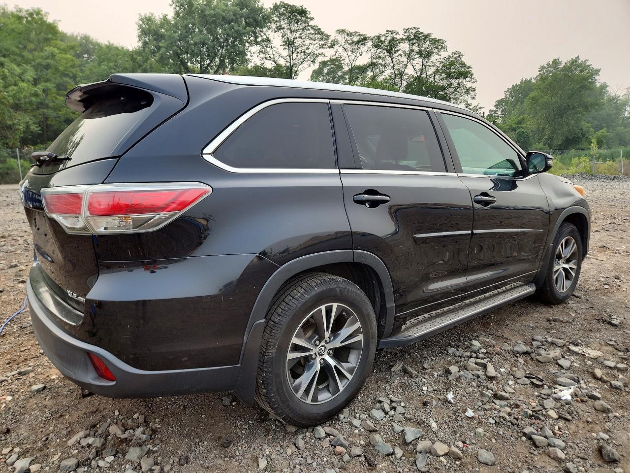 2016 Toyota Highlander Xle - Фото 3