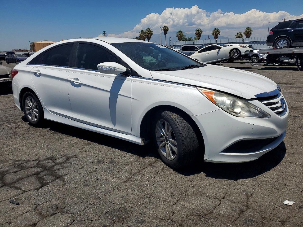 2014 Hyundai Sonata Gls - Image 4