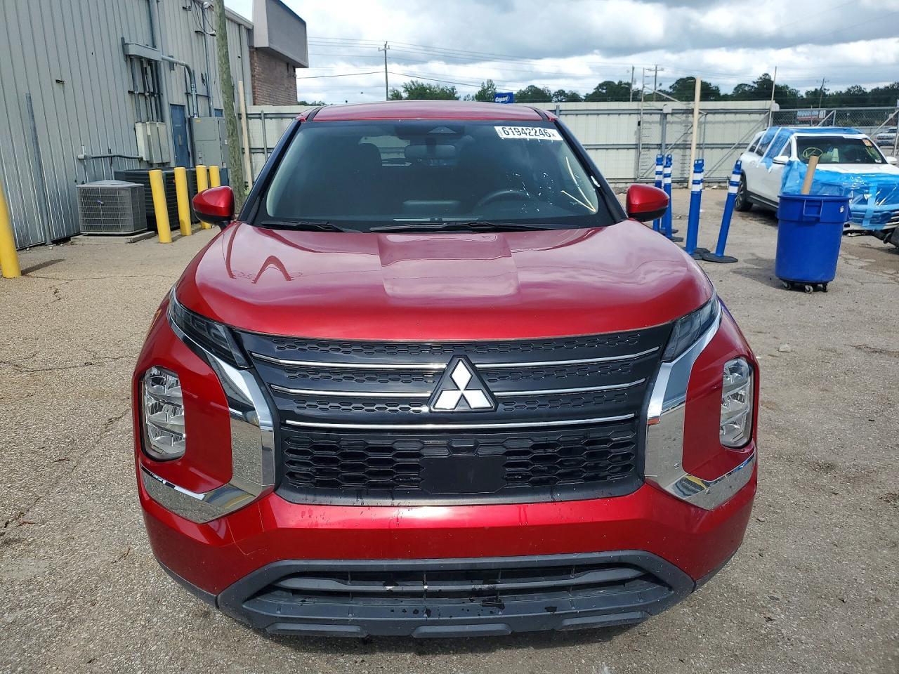2023 Mitsubishi Outlander Es - Image 5