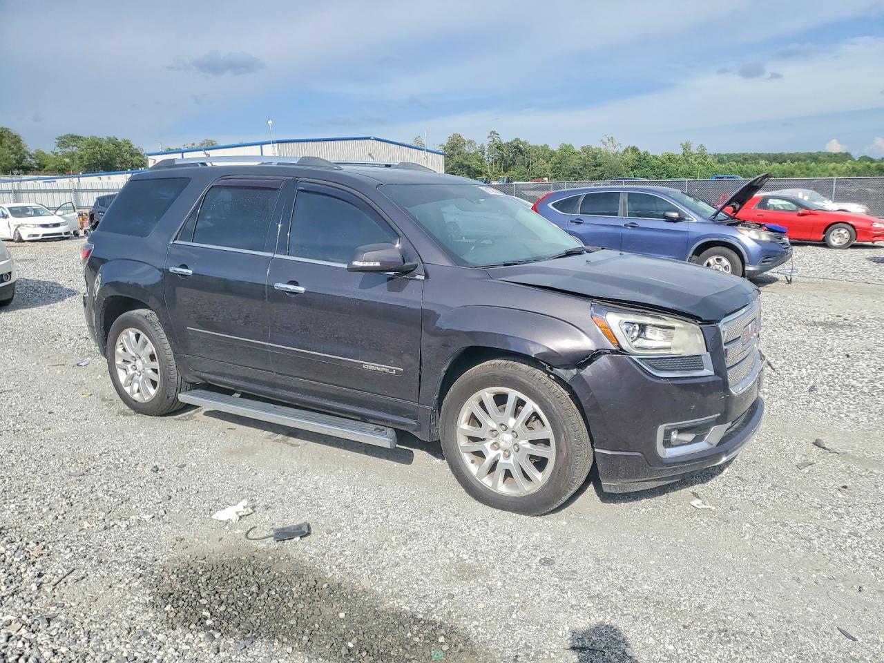 2015 GMC Acadia Denali - Image 4