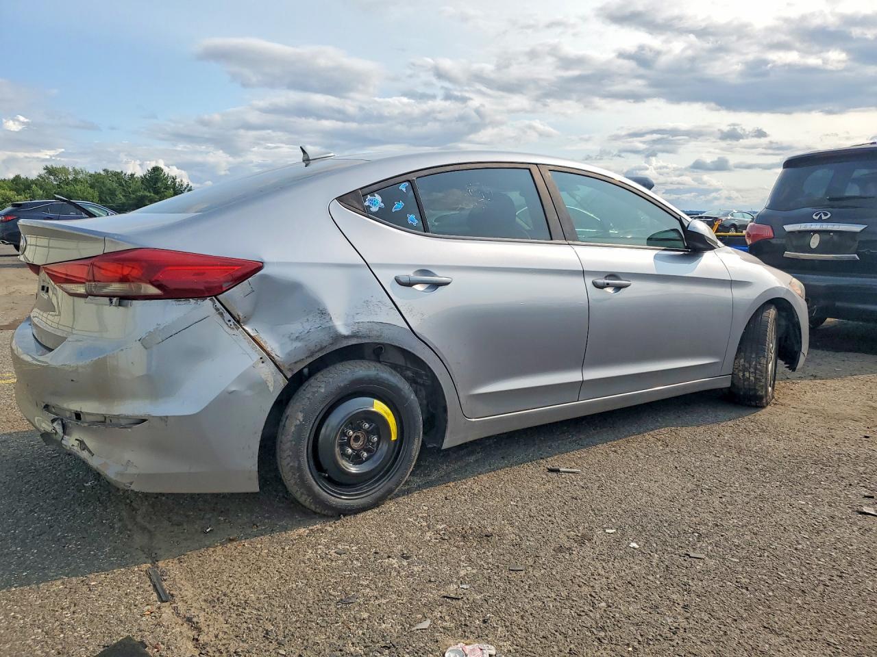 2017 Hyundai Elantra Se - Image 3