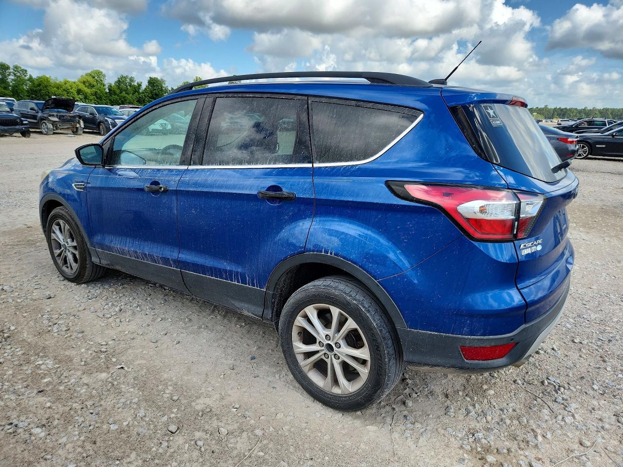 2017 Ford Escape Se - Фото 2