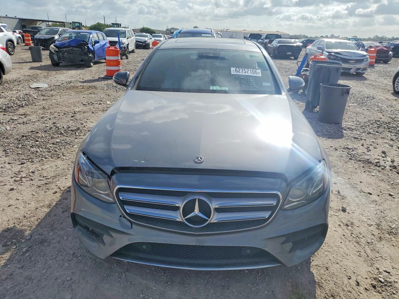 2018 Mercedes-Benz E 400 4Matic - Фото 5