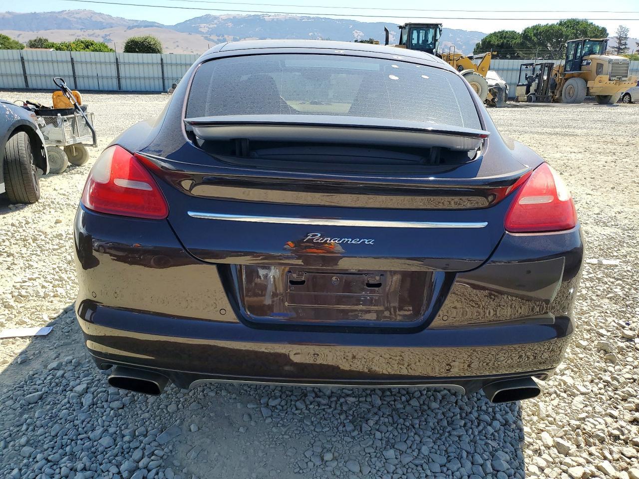 2013 Porsche Panamera 2 - Фото 6