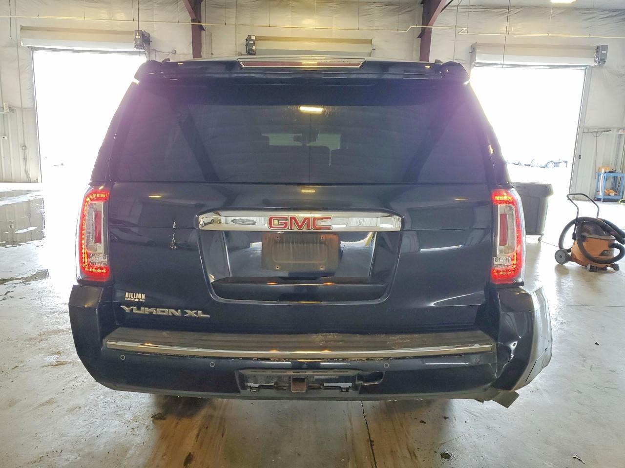 2016 GMC Yukon Xl Denali - Фото 6