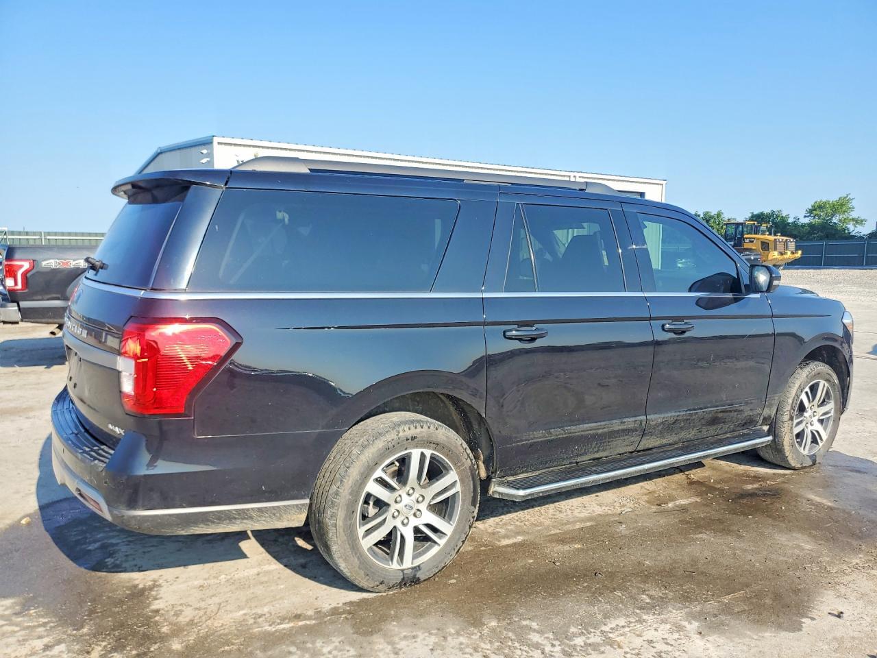 2023 Ford Expedition Max Xlt - Image 3