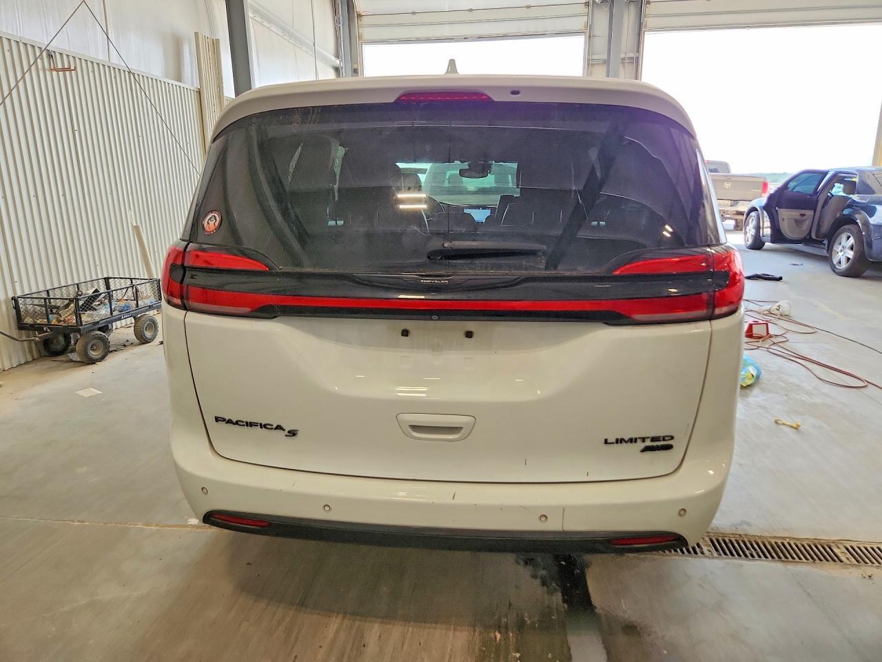 2022 Chrysler Pacifica Limited - Фото 6