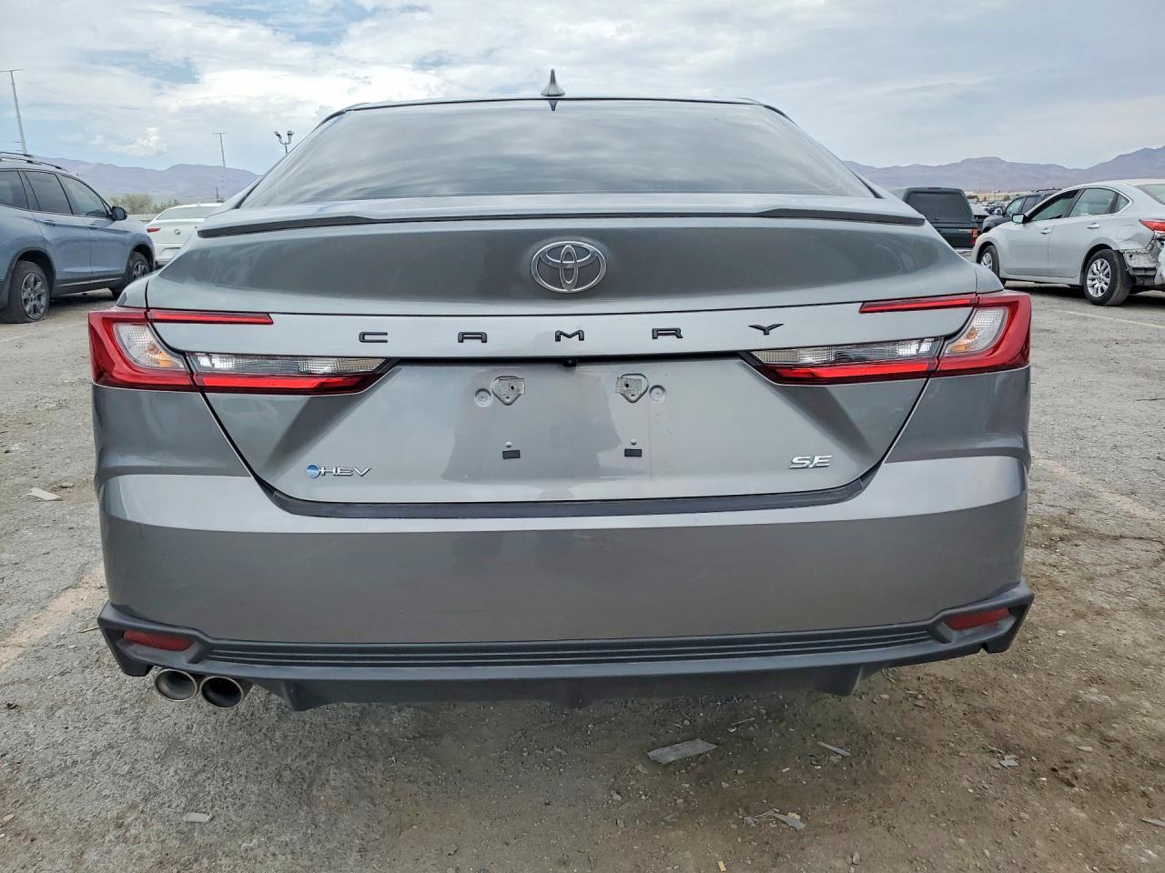 2026 Toyota Camry Se - Фото 6
