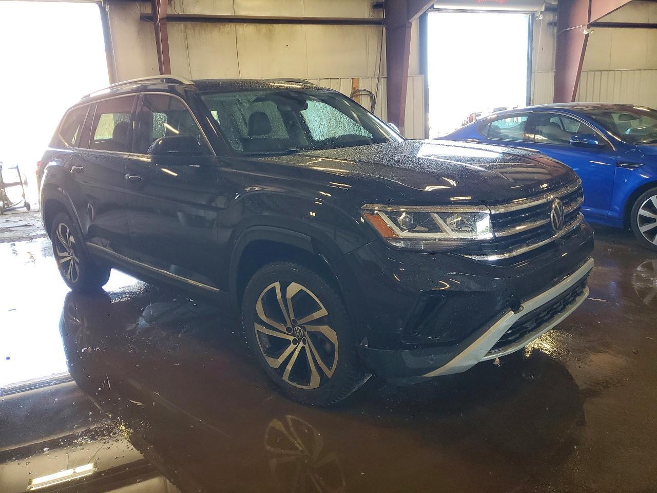 2021 Volkswagen Atlas Sel Premium - Image 4