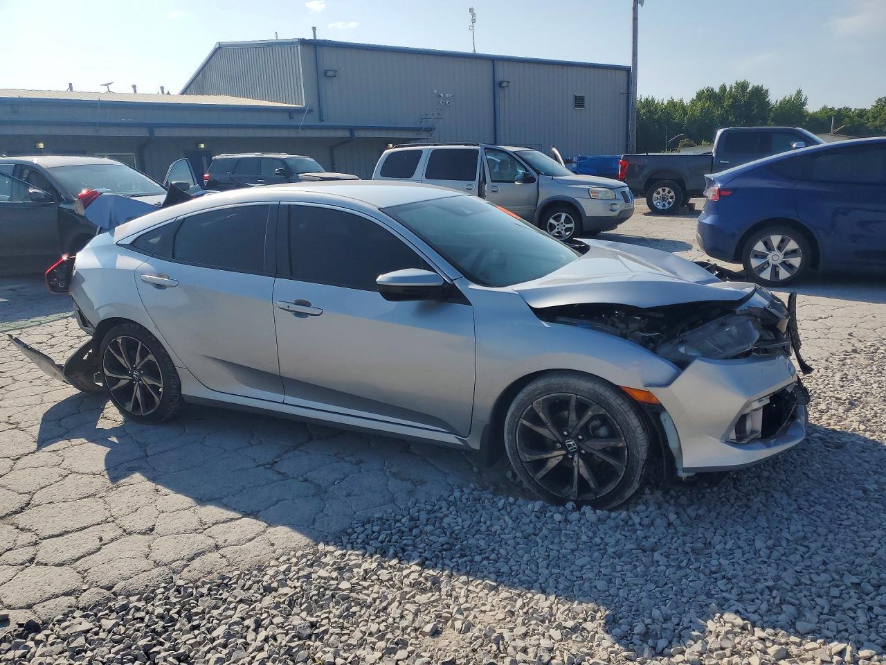 2021 Honda Civic Sport - Фото 4