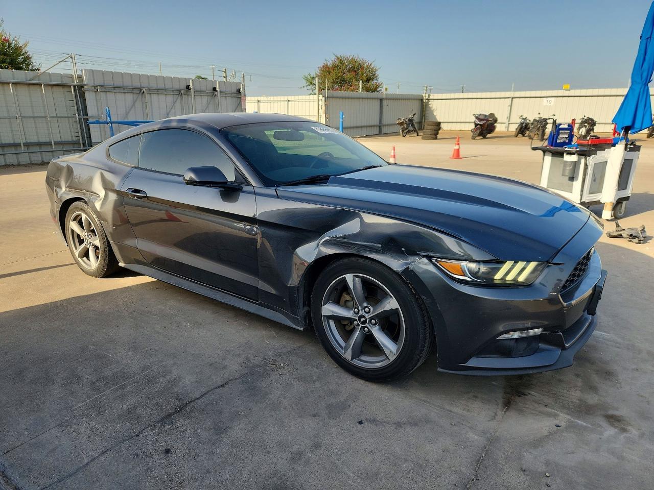 2017 Ford Mustang - Image 4