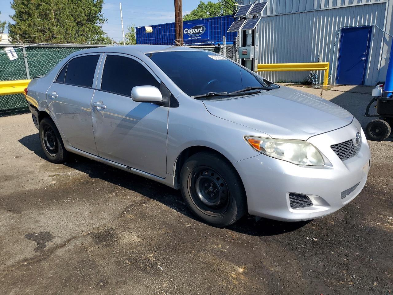 2010 Toyota Corolla Le - Фото 4