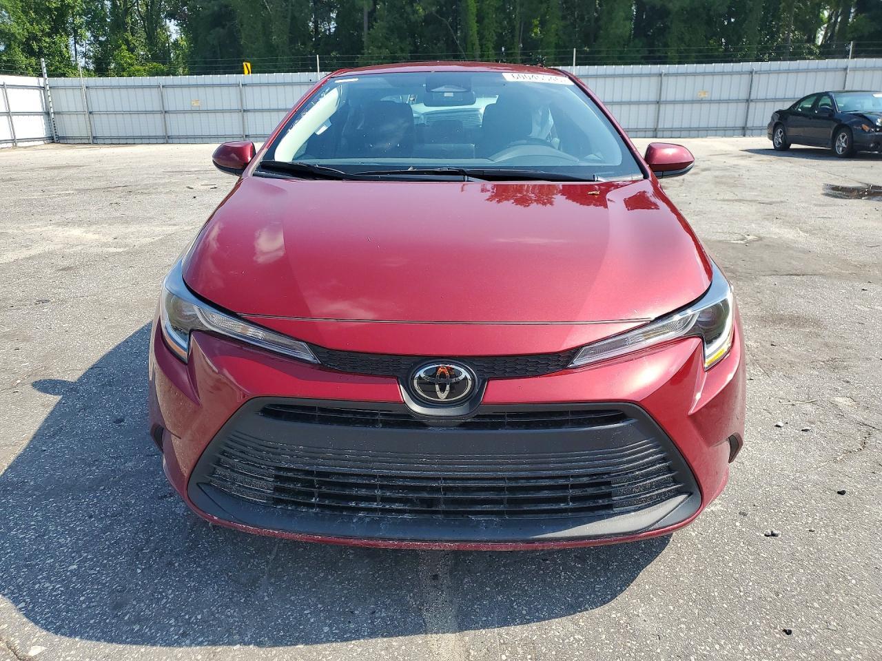 2025 Toyota Corolla Le - Image 5