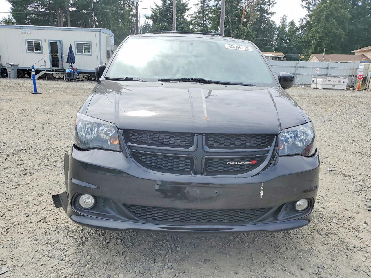 2017 Dodge Grand Caravan Gt - Image 5
