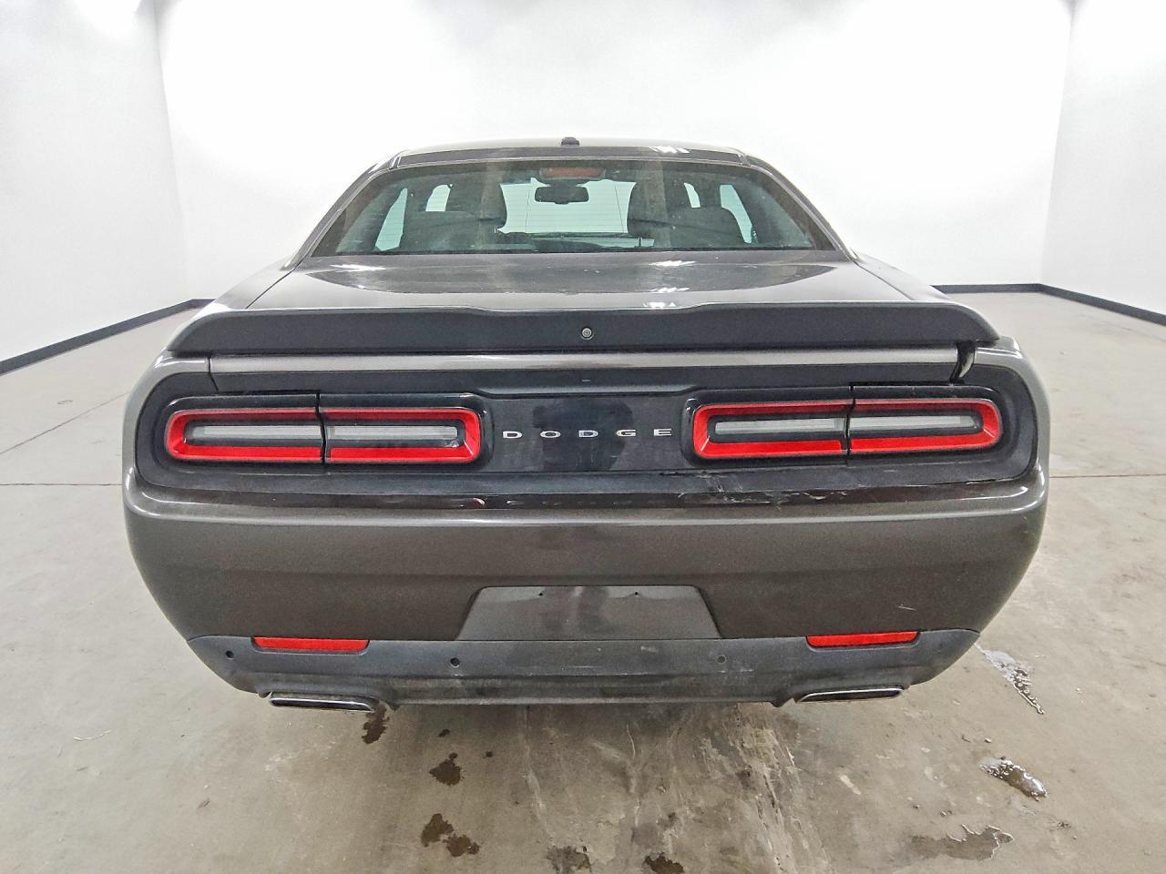 2023 Dodge Challenger R/T - Фото 6
