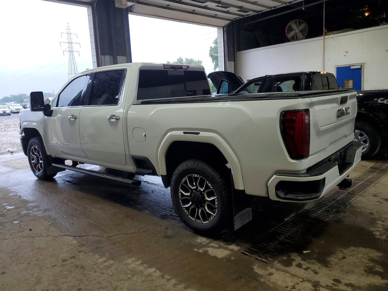 2024 GMC Sierra K3500 Denali Ultimate - Фото 2