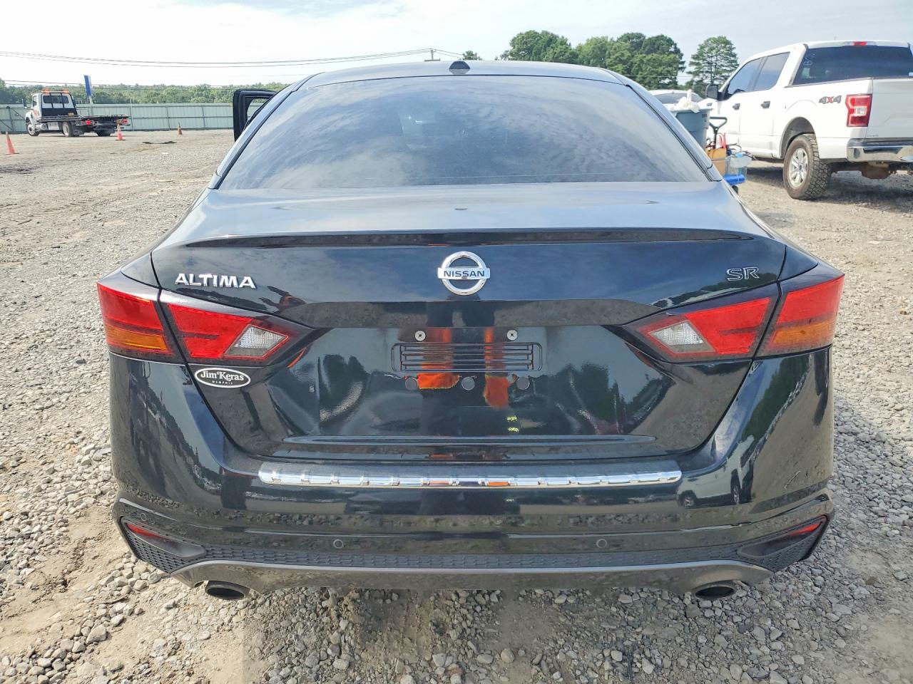 2021 Nissan Altima Sr - Фото 6