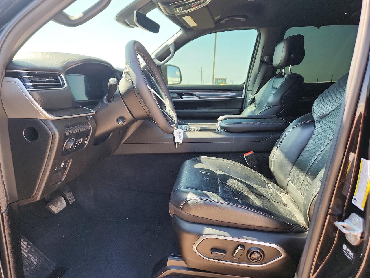 2023 Jeep Wagoneer Series I - Image 7