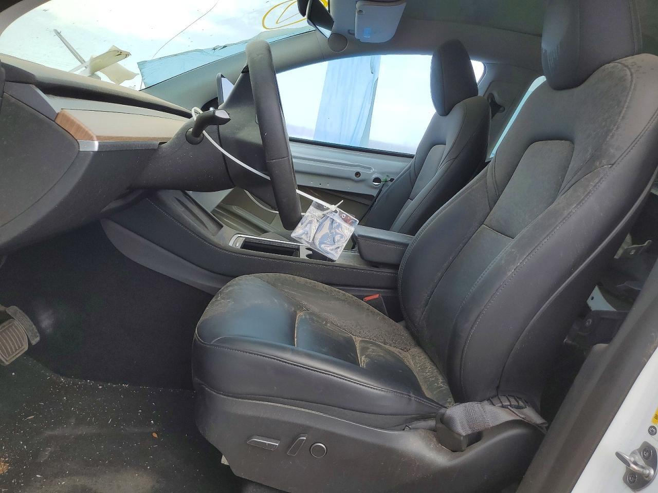 2023 Tesla Model Y - Фото 7
