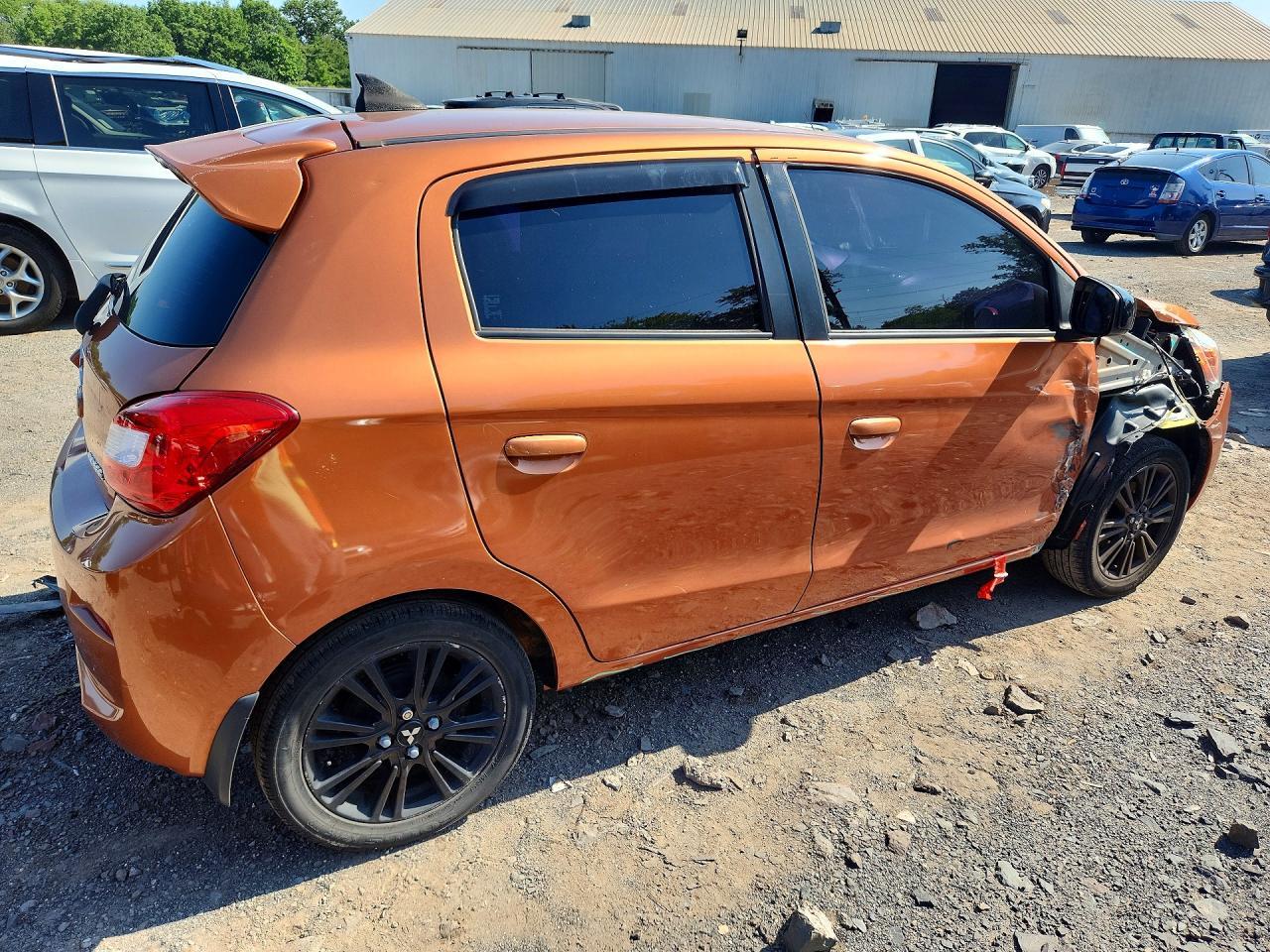 2019 Mitsubishi Mirage Le - Фото 3