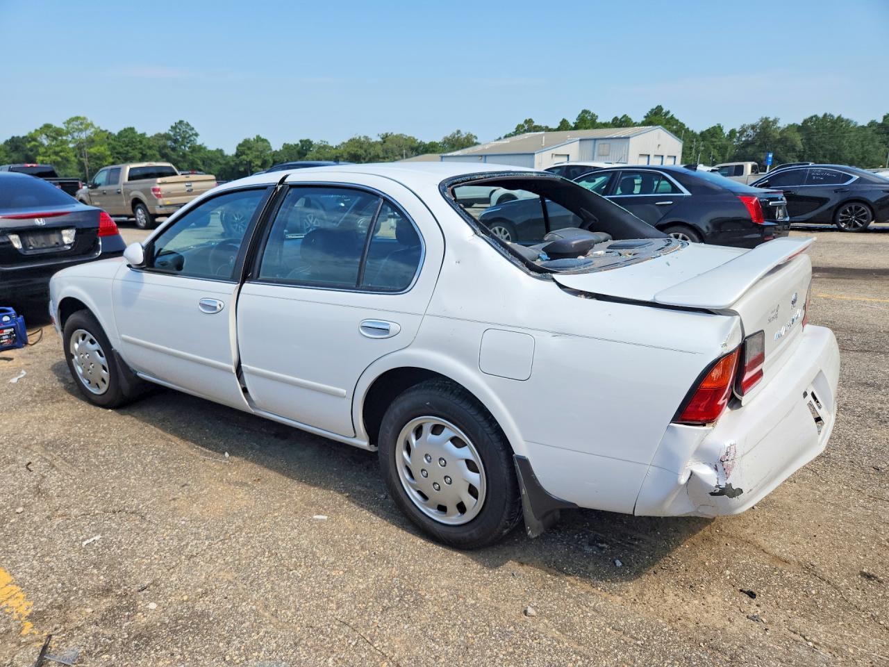 1996 Nissan Maxima Gxe - Фото 2