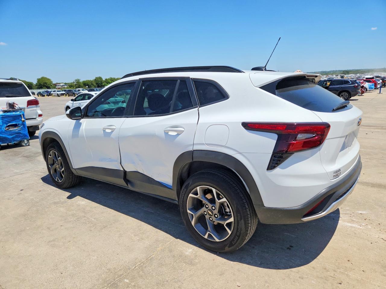 2026 Chevrolet Trax 1Lt - Фото 2