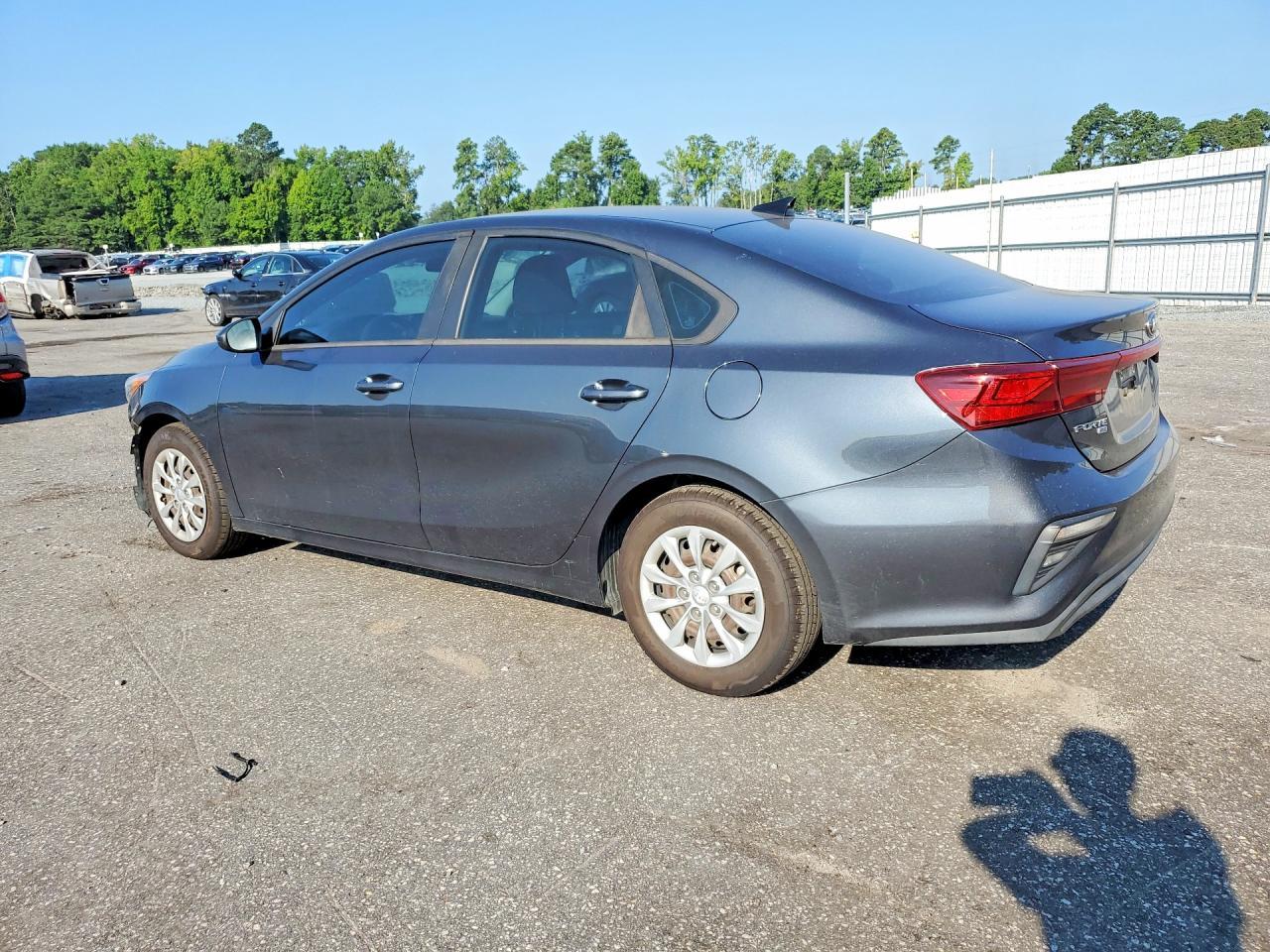 2020 Kia Forte Fe - Image 2