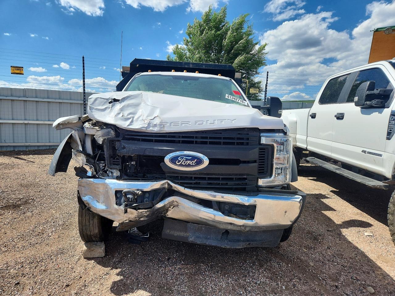 2019 Ford F550 Super Duty Dump Truck - Фото 5