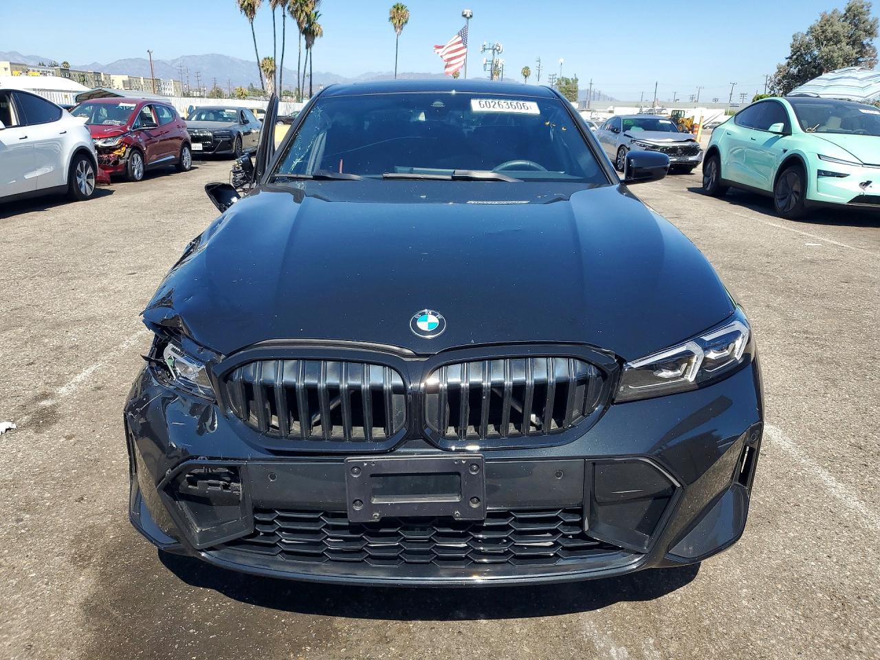 2026 BMW 330I - Фото 5