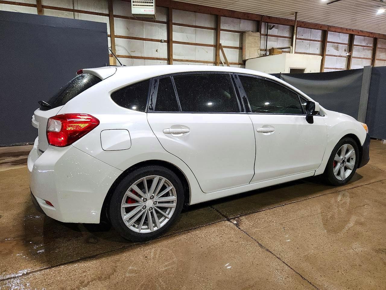 2014 Subaru Impreza Premium - Фото 3