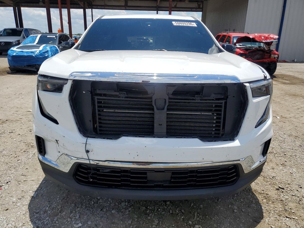 2025 GMC Acadia Elevation - Image 5