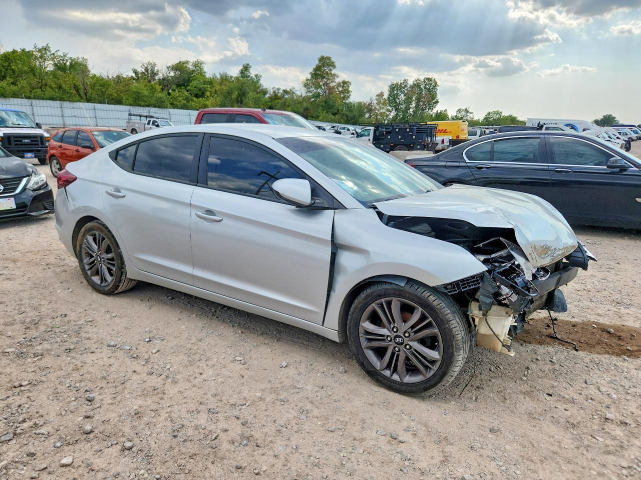 2019 Hyundai Elantra Se - Фото 4