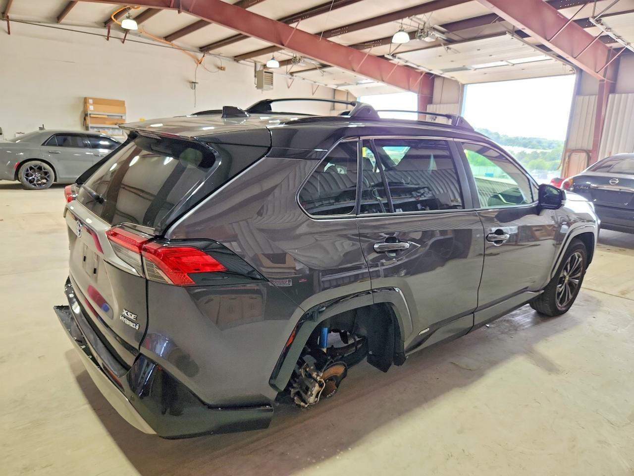 2024 Toyota Rav4 Xse - Фото 3