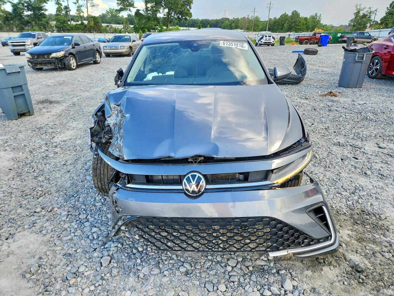 2025 Volkswagen Jetta Se - Фото 5