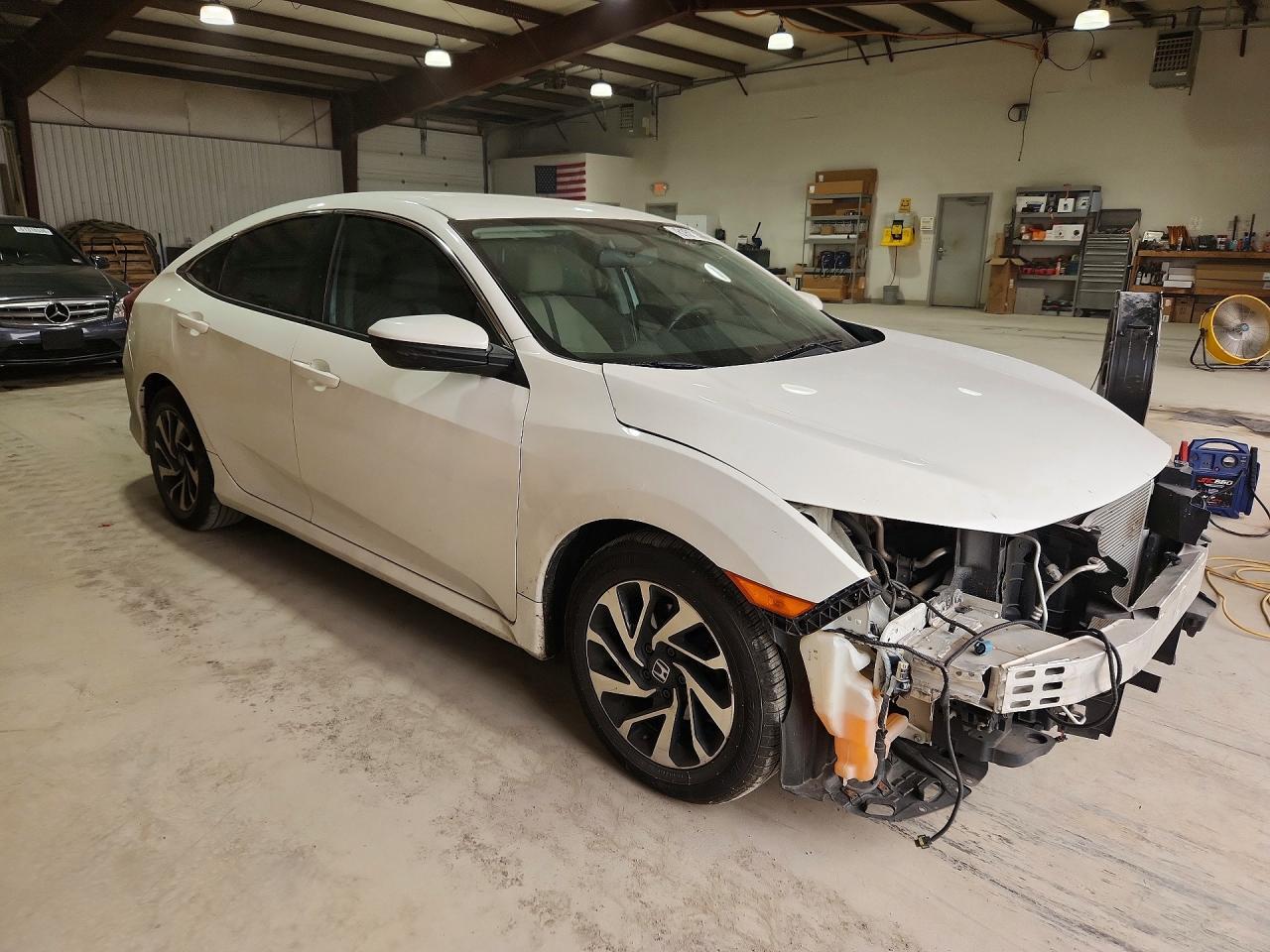 2018 Honda Civic Lx - Фото 4