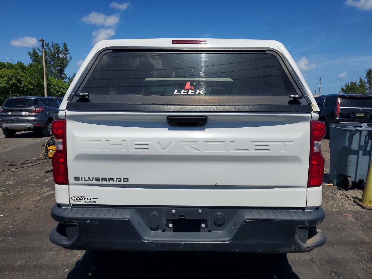 2023 Chevrolet Silverado C1500 - Image 6