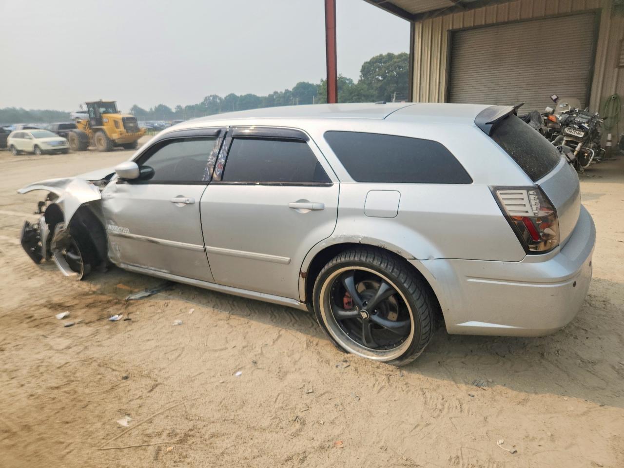 2007 Dodge Magnum R/T - Image 2
