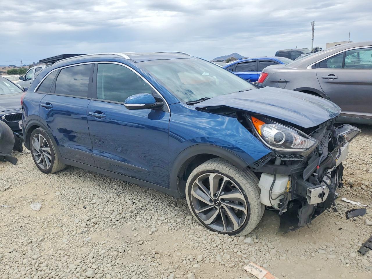 2019 Kia Niro Touring - Фото 4